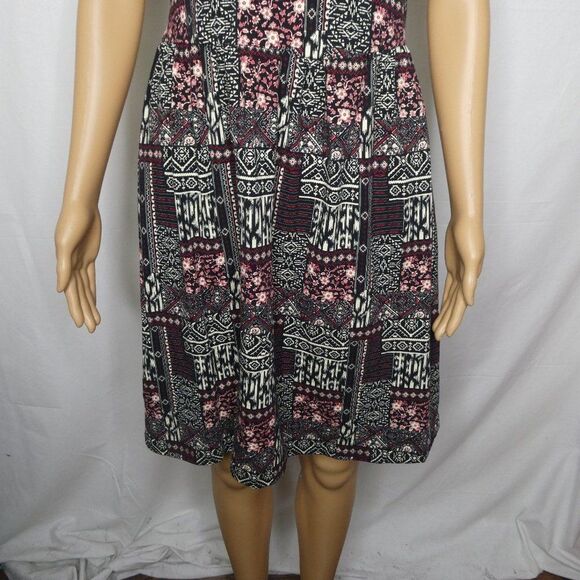 Forever 21 + Plus Size Floral Patchwork Dress Open Back Crisscross Straps 1XL - Picture 4 of 6